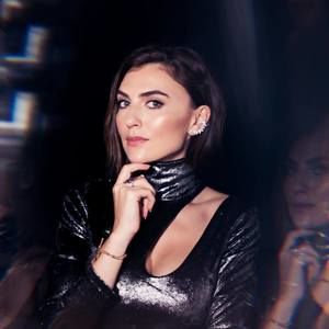 Meet your Posher, Zlata s